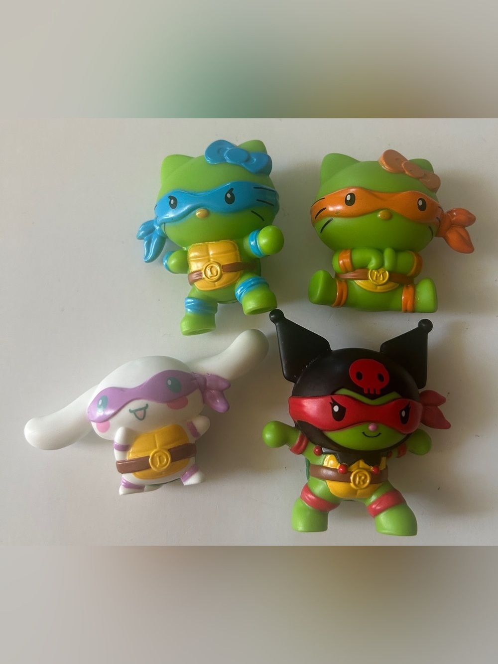 4 Hello Kitty x TMNT Collectible Figures Set